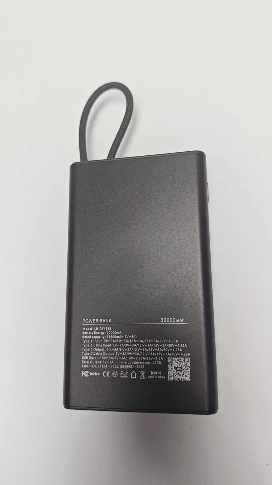 Power Bank Carga Rápida 85W Linbox Tech 30,000 mAh - Negro